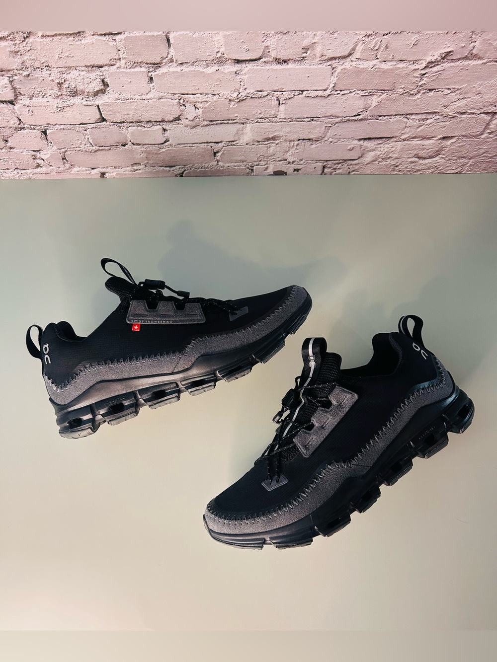 On Cloudaway Athletic Shoes Black Grey Women’s Size 9